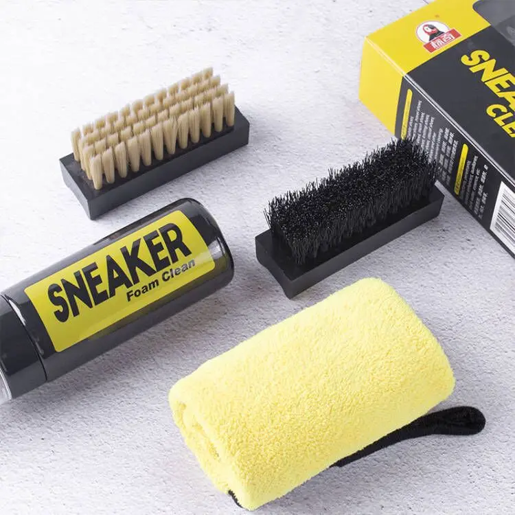 Detergente per scarpe da ginna - On Sneaker Care recensione e prezzo
