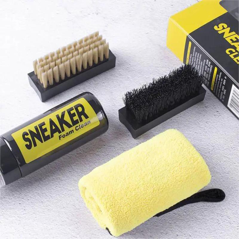 1 set Scarpe Detergente Schium - On Sneaker Care recensione e prezzo